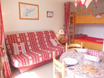 Rent in ski resort 1 room apartment 4 people (79) - Vostok Zodiaque - Le Corbier - Living room