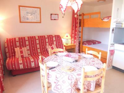 Rent in ski resort 1 room apartment 4 people (79) - Vostok Zodiaque - Le Corbier - Living room