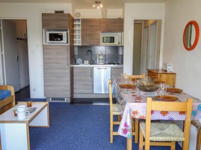 Rent in ski resort 3 room apartment 6 people (56) - Vostok Zodiaque - Le Corbier - Living room