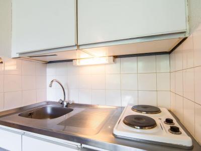 Wynajem na narty Apartament 3 pokojowy 6 osób (55) - Vostok Zodiaque - Le Corbier - Aneks kuchenny