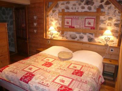 Rent in ski resort 4 room apartment 6 people (2) - Chalet Bon Vieux Temps - Le Grand Bornand - Bedroom