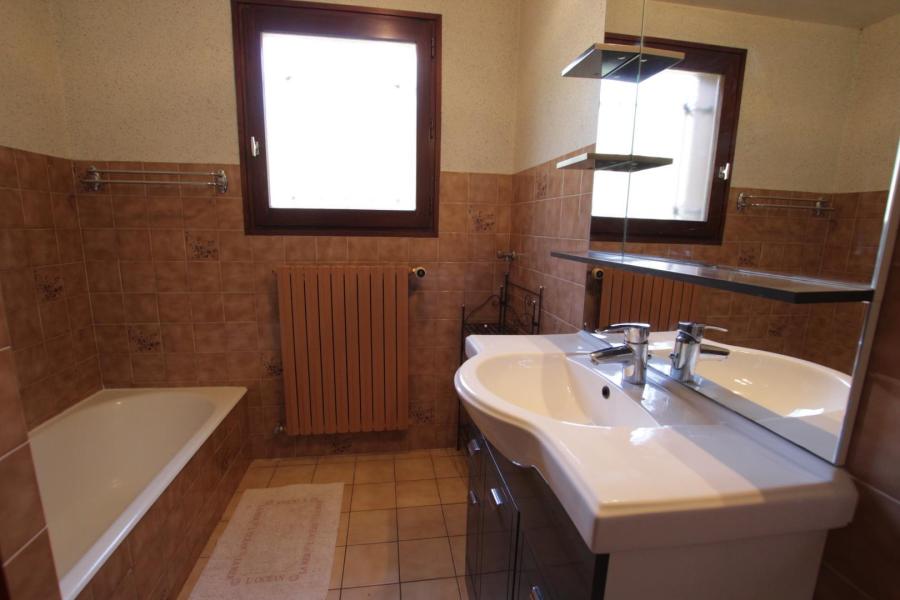 Alquiler al esquí Apartamento 3 piezas para 6 personas (5) - Chalet Charvin - Le Grand Bornand - Cuarto de baño