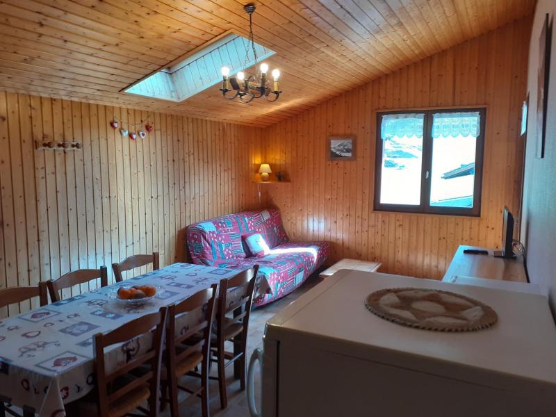 Ski verhuur Appartement 3 kamers 6 personen (2) - Chalet Charvin - Le Grand Bornand - Woonkamer