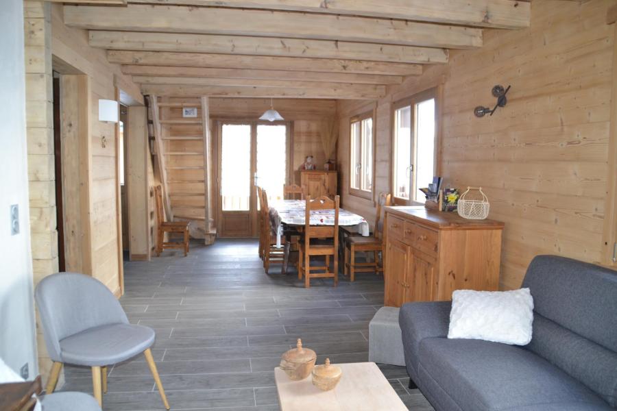 Rent in ski resort 6 room duplex chalet 10 people - Chalet Clefs des Pistes - Le Grand Bornand - Living room