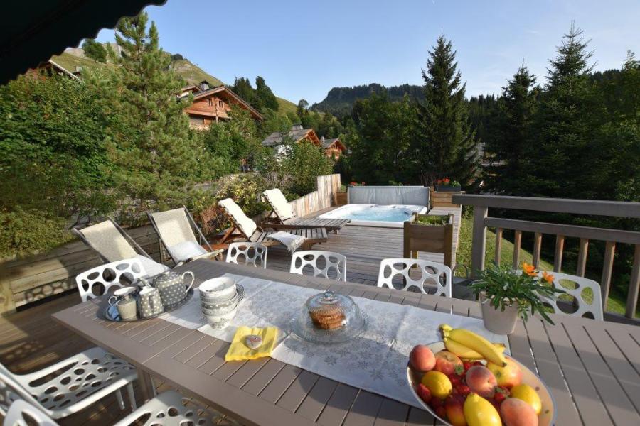 Rent in ski resort 6 room triplex chalet 11 people - Chalet d'Anne - Le Grand Bornand - Terrace