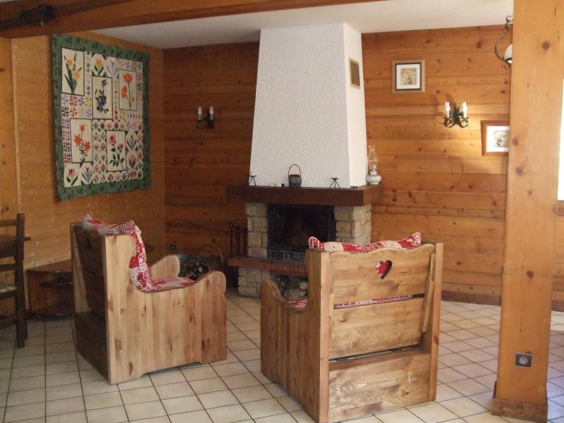 Аренда на лыжном курорте Апартаменты 5 комнат 9 чел. - Chalet Fontaine - Le Grand Bornand - Камин