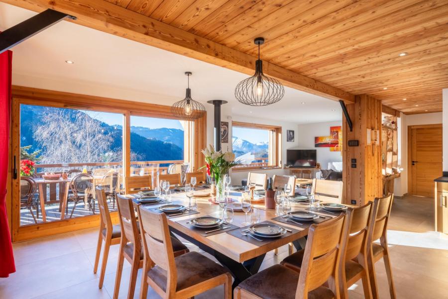 Rent in ski resort 6 room triplex chalet 12 people - Chalet Hartza - Le Grand Bornand - Living room