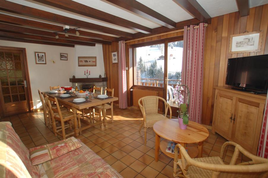 Skiverleih 3-Zimmer-Holzhütte für 8 Personen (3) - Chalet Le Bachal - Le Grand Bornand - Wohnzimmer