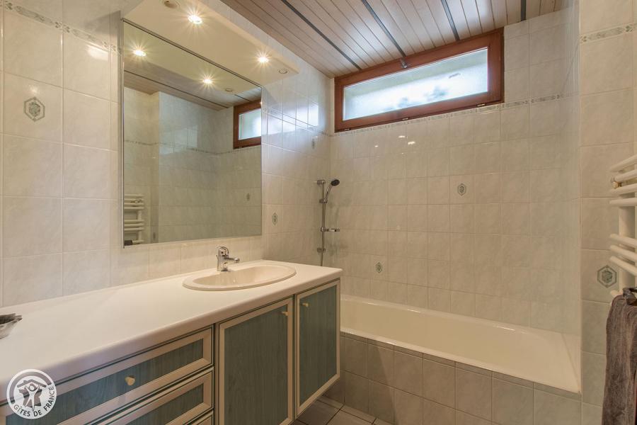 Alquiler al esquí Apartamento 6 piezas para 10 personas (305) - Chalet le Camy - Le Grand Bornand - Cuarto de baño