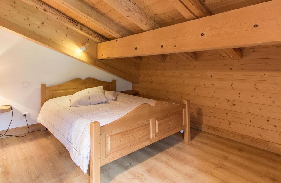 Rent in ski resort 7 room duplex chalet 14 people - Chalet le Marjency - Le Grand Bornand - Cabin