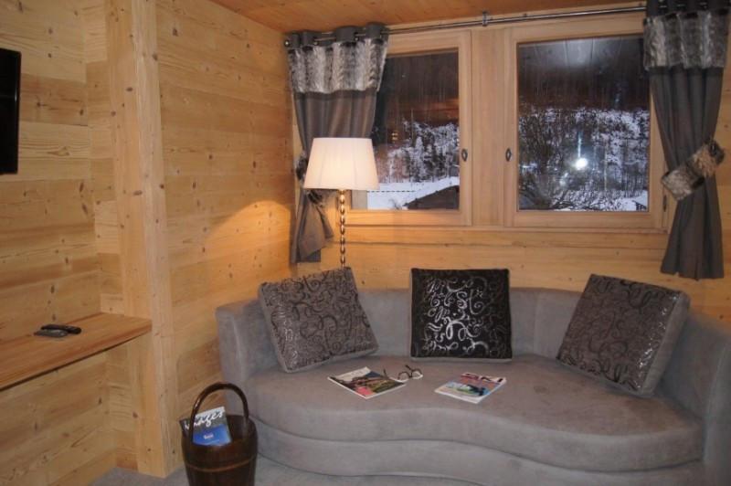 Skiverleih 2-Zimmer-Berghütte für 4 Personen - Chalet Perriades - Le Grand Bornand - Wohnzimmer