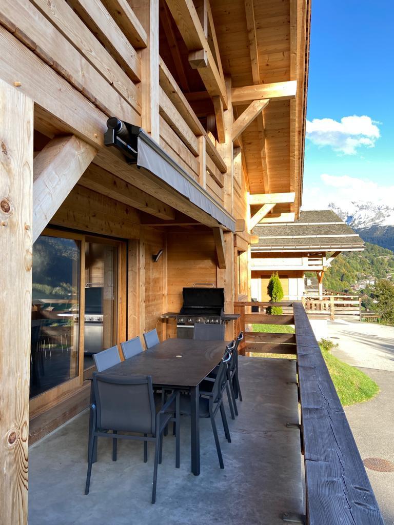 Rent in ski resort 6 room triplex chalet 12 people - Chalet Soleya - Le Grand Bornand