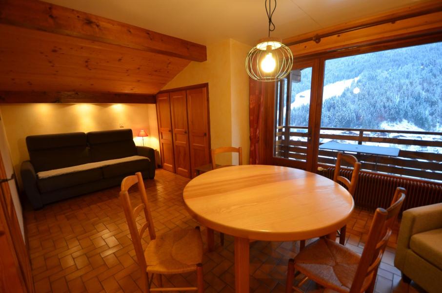 Skiverleih 2-Zimmer-Appartment für 4 Personen - L'Eperviere - Le Grand Bornand - Wohnzimmer