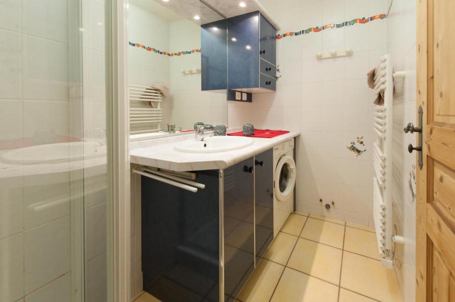 Alquiler al esquí Apartamento 3 piezas cabina para 6 personas (2L) - La Résidence Bellachat - Le Grand Bornand - Cuarto de ducha