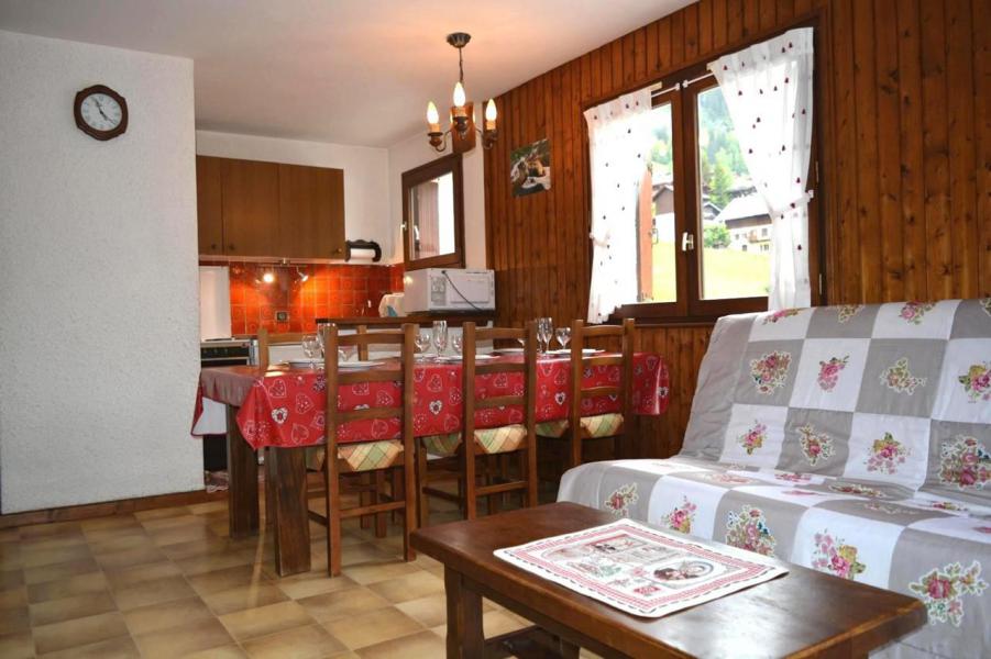 Skiverleih 3-Zimmer-Holzhütte für 6 Personen (07) - La Résidence le Charvet - Le Grand Bornand - Wohnzimmer