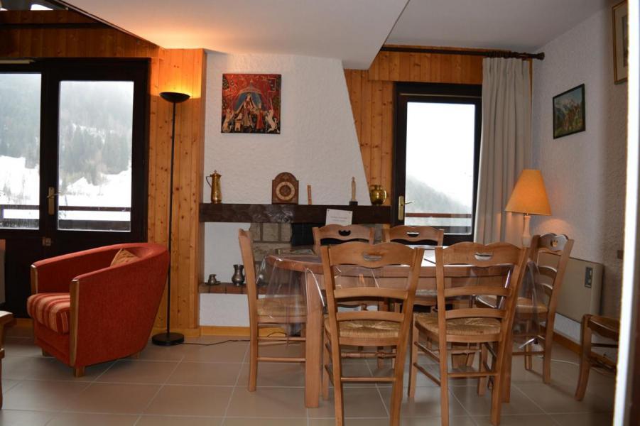 Alquiler al esquí Apartamento 5 piezas para 8 personas (1G) - La Résidence le Merisier - Le Grand Bornand - Mesa