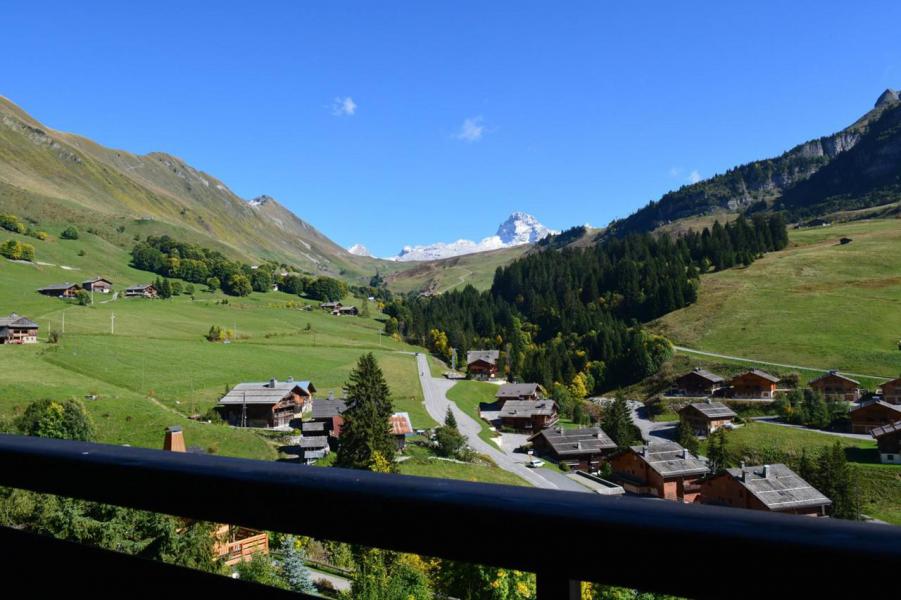 Ski verhuur Appartement 3 kamers mezzanine 6 personen (2C) - Résidence Chanteneige - Le Grand Bornand - Balkon