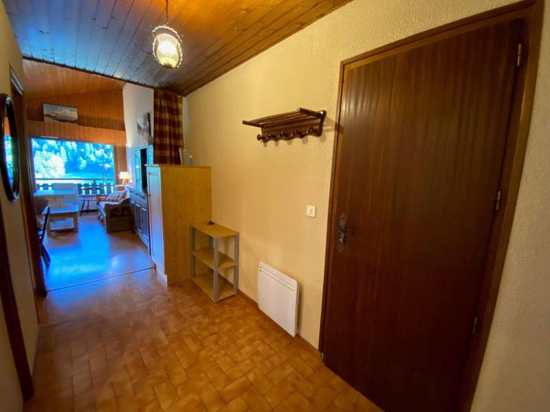 Location au ski Appartement 2 pièces 5 personnes (3D) - Résidence Charme - Le Grand Bornand - Couloir