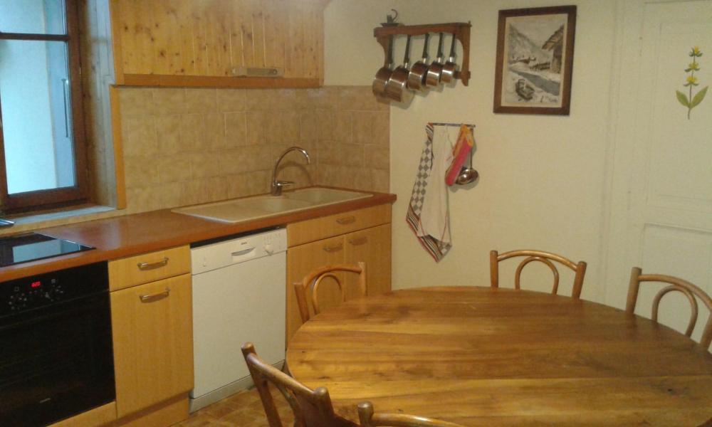 Rent in ski resort 3 room apartment 8 people - Résidence Chez Mr Mace - Le Grand Bornand - Living room