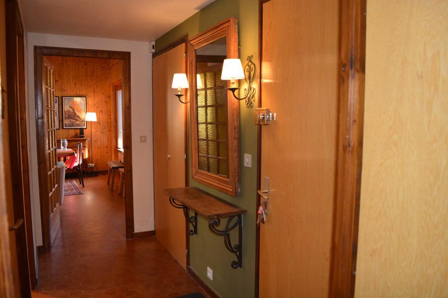 Wynajem na narty Apartament 3 pokojowy z antresolą 6 osób (3N) - Résidence Edelweiss - Le Grand Bornand - Korytarz