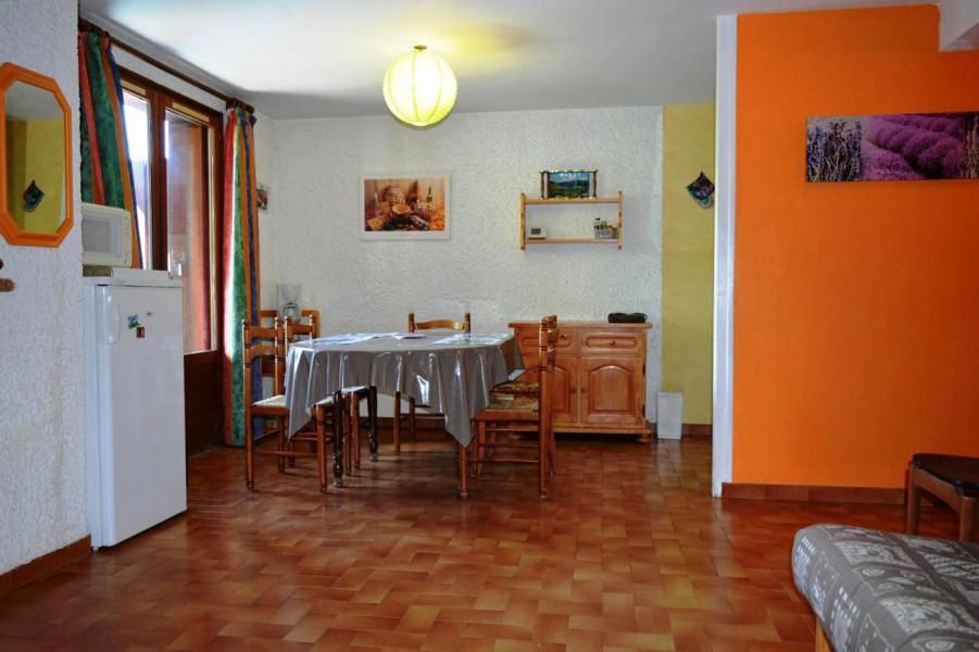 Wynajem na narty Apartament 2 pokojowy 6 osób (524) - Résidence Jalouvre - Le Grand Bornand - Pokój gościnny