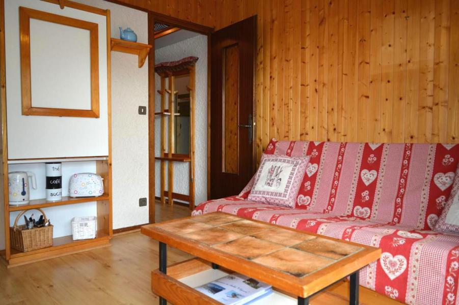 Ski verhuur Studio bergnis 4 personen (005) - Résidence l'Eparvi - Le Grand Bornand - Woonkamer