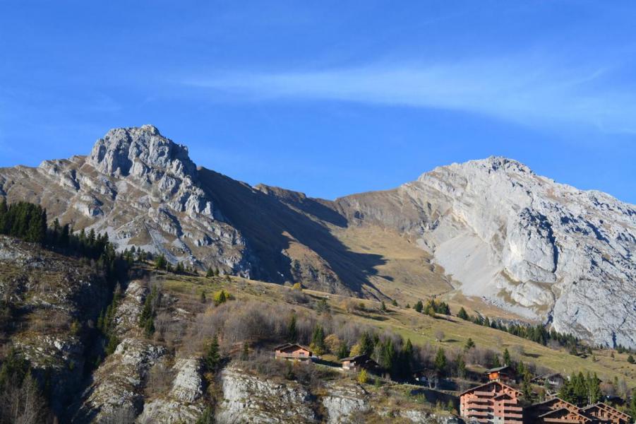 Alquiler al esquí Estudio -espacio montaña- para 4 personas (B-2O) - Résidence l'Orée des Pistes - Le Grand Bornand - Balcón