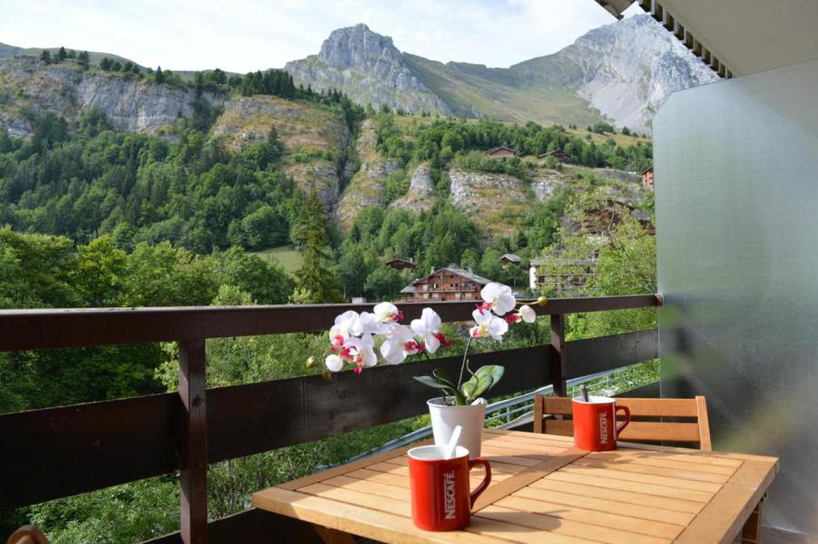 Soggiorno sugli sci Studio con alcova per 4 persone - Résidence l'Orée des Pistes - Le Grand Bornand - Balcone