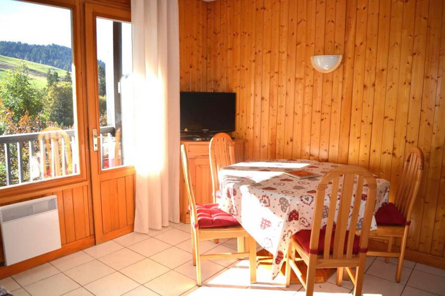 Rent in ski resort 2 room apartment 4 people (SSE) - Résidence la Vardase - Le Grand Bornand