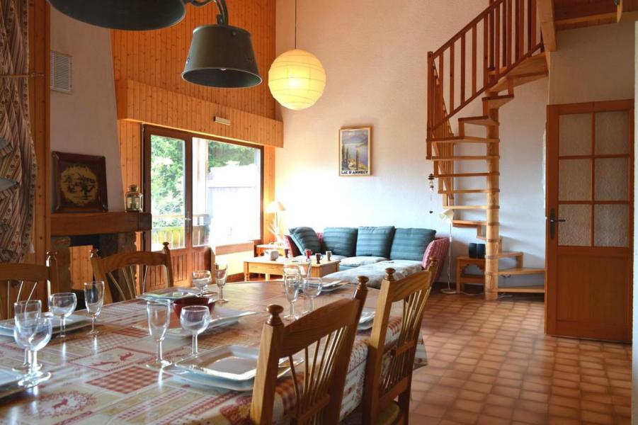 Rent in ski resort 3 room duplex apartment 7 people (A08) - Résidence le Catalpa - Le Grand Bornand - Living room