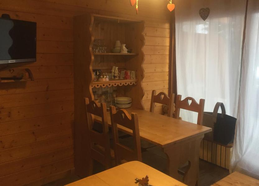 Ski verhuur Studio bergnis 4 personen (0273) - Résidence le Grépon - Le Grand Bornand - Woonkamer