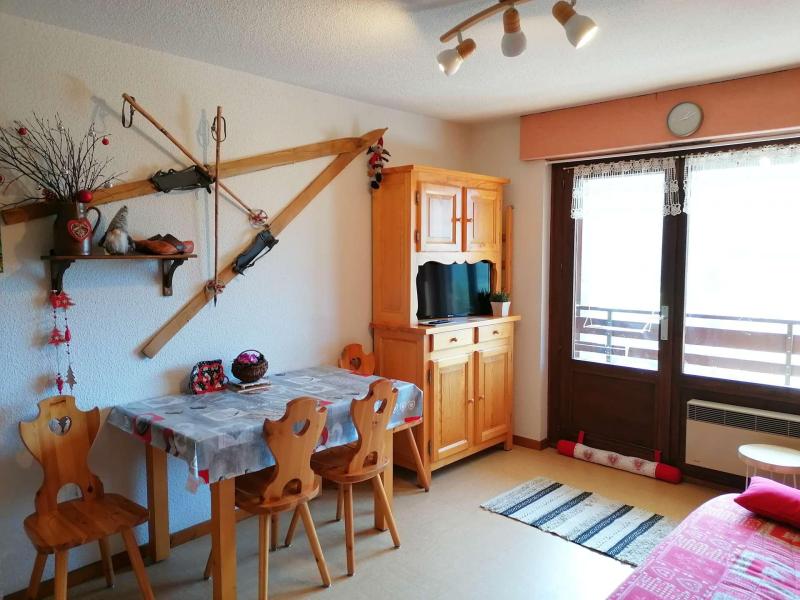 Ski verhuur Studio 4 personen (35) - Résidence le Millepertuis B - Le Grand Bornand - Woonkamer