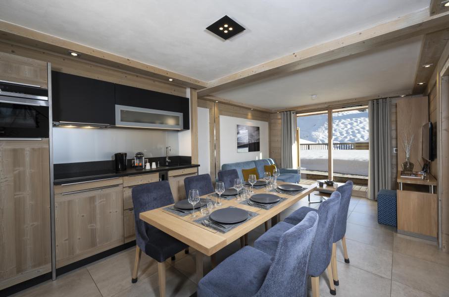 Rent in ski resort 3 room apartment 6 people (confort) - Résidence le Roc des Tours - Le Grand Bornand - Dining area