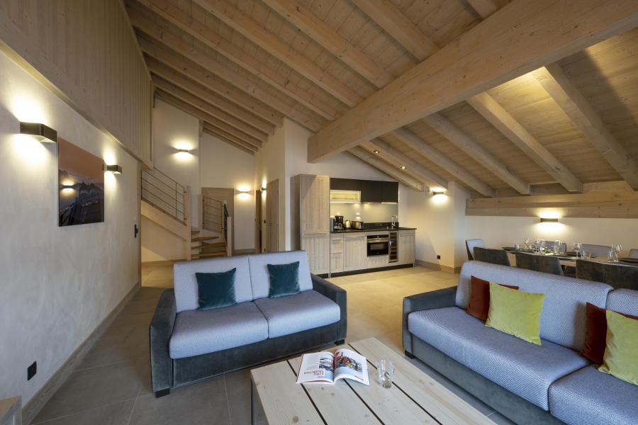 Ski verhuur Appartement duplex 5 kamers 10 personen - Résidence le Roc des Tours - Le Grand Bornand - Woonkamer