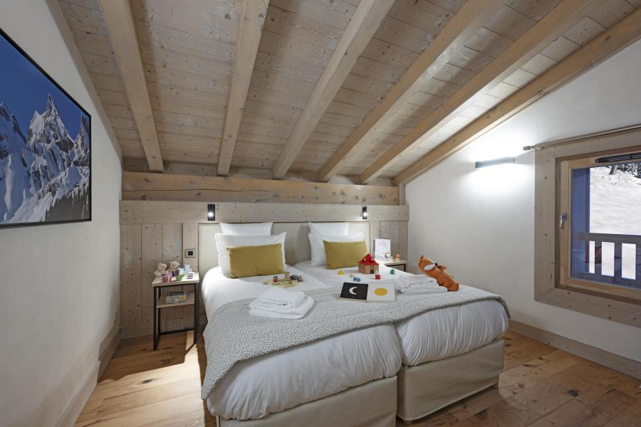 Rent in ski resort 4 room apartment 8 people - Résidence les Chalets de Joy - Le Grand Bornand - Bedroom under mansard