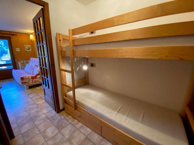Rent in ski resort Studio sleeping corner 4 people (9) - Résidence les Parasses - Le Grand Bornand - Apartment