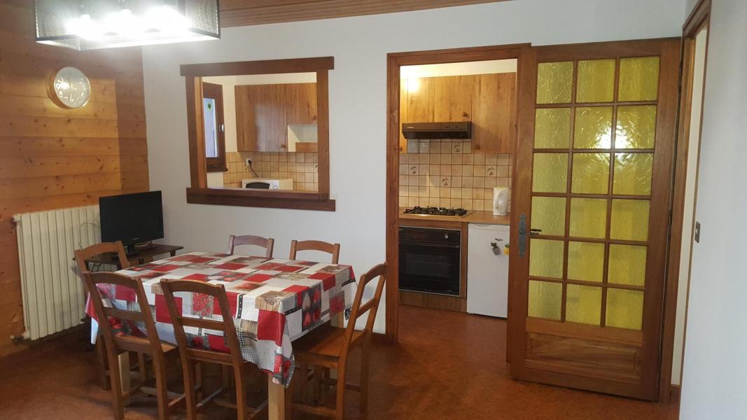 Location au ski Appartement 2 pièces 4 personnes (1) - Résidence les Raverettes - Le Grand Bornand - Séjour