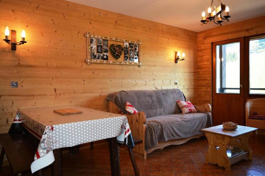 Rent in ski resort 2 room apartment 6 people (1B) - Résidence les Roches Fleuries 2 - Le Grand Bornand - Living room