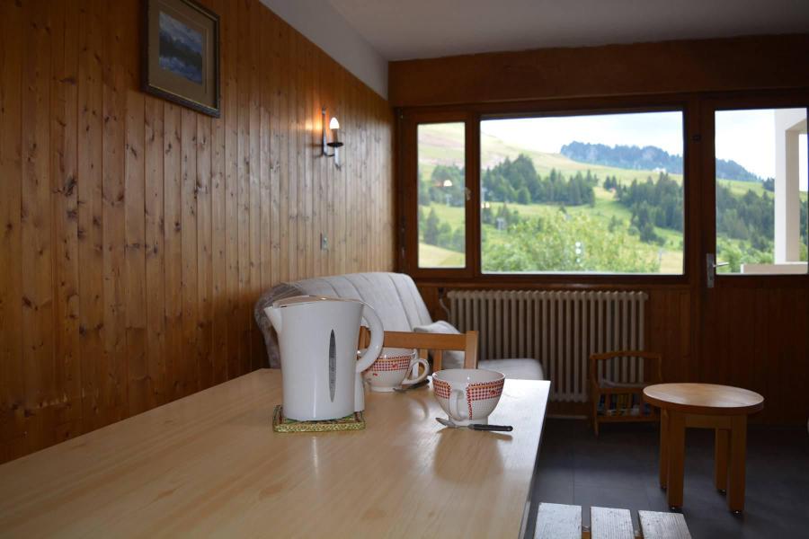 Rent in ski resort Studio 4 people (2D) - Résidence les Roches Fleuries - Le Grand Bornand