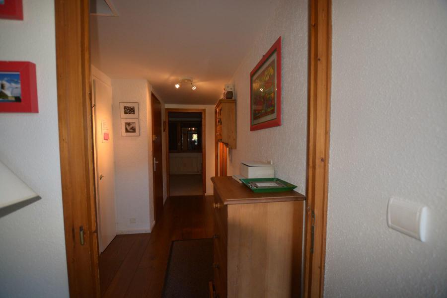 Location au ski Appartement 4 pièces 7 personnes (I2) - Résidence les Violettes - Le Grand Bornand - Couloir
