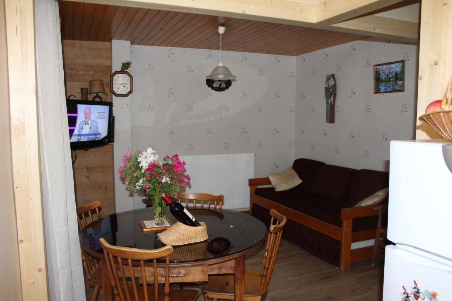 Ski verhuur Appartement 2 kamers 4 personen (041) - Résidence Lou R'Bat Pays - Le Grand Bornand - Woonkamer