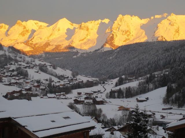 Rent in ski resort 3 room apartment 4 people - Résidence Makalu - Le Grand Bornand - Winter outside