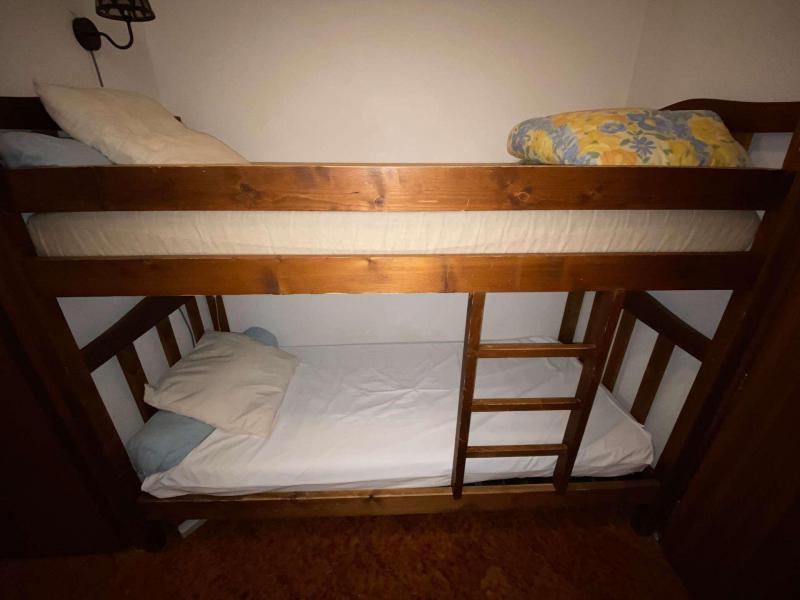 Аренда на лыжном курорте Квартира студия со спальней для 4 чел. (2B) - Résidence Perce Neige - Le Grand Bornand - Двухъярусные кровати