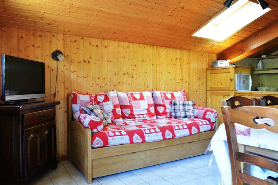 Location au ski Appartement 2 pièces cabine 6 personnes (003) - Résidence Perralpes - Le Grand Bornand - Séjour