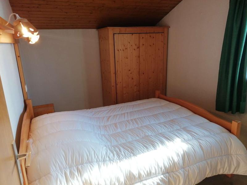 Rent in ski resort 2 room mezzanine apartment 7 people (2F) - Résidence Piste Rouge A - Le Grand Bornand - Bedroom