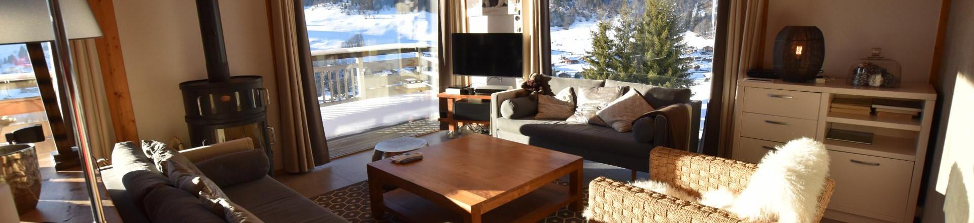 Rent in ski resort 6 room triplex chalet 11 people - Chalet d'Anne - Le Grand Bornand - Living room