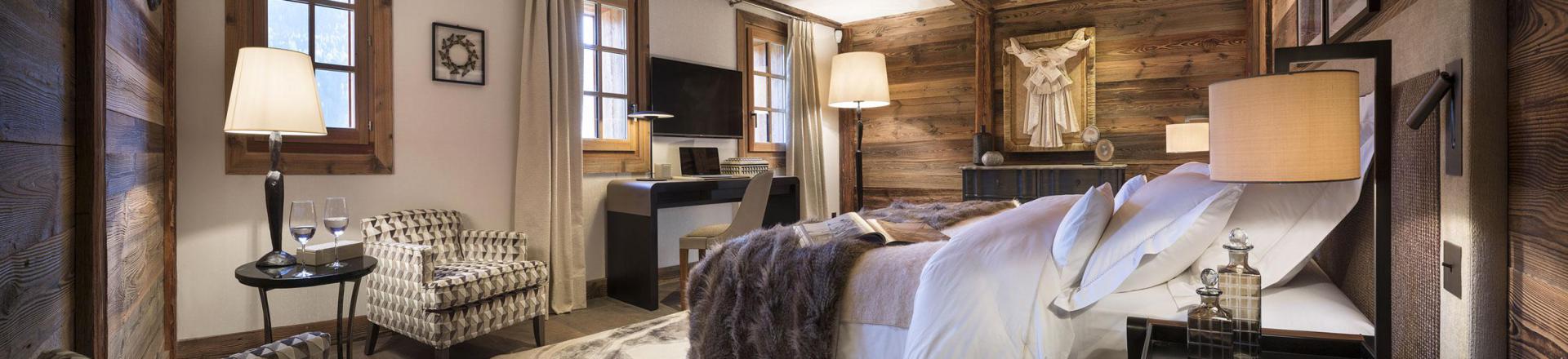 Rent in ski resort 7 room triplex chalet 16 people - Chalet la Ferme de Juliette - Le Grand Bornand - Bedroom