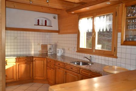 Rent in ski resort 7 room chalet 14 people - Chalet Berceau des Pistes - Le Grand Bornand - Kitchen