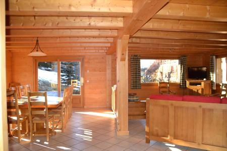 Rent in ski resort 7 room chalet 14 people - Chalet Berceau des Pistes - Le Grand Bornand - Living room