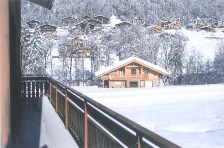Vacances en montagne Appartement 2 pièces 5 personnes (3) - Chalet Charvin - Le Grand Bornand - Extérieur hiver